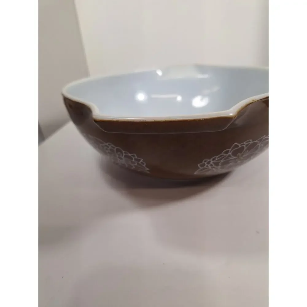 Pyrex 1970s good